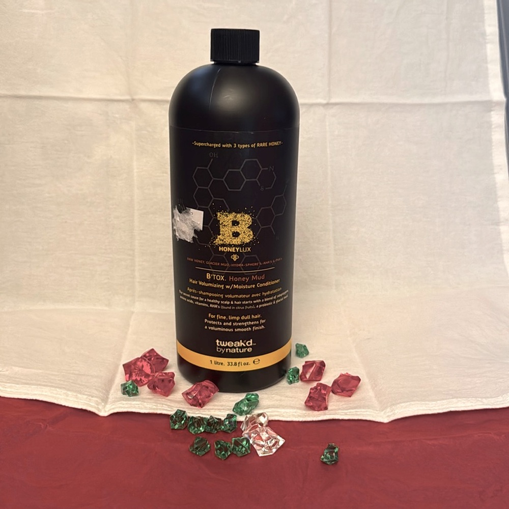 Tweaked Conditioner 33.8 Fl oz NWOT Honey Lux